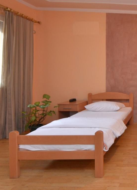 Guest House Vila Bor Нови-Сад Экстерьер фото