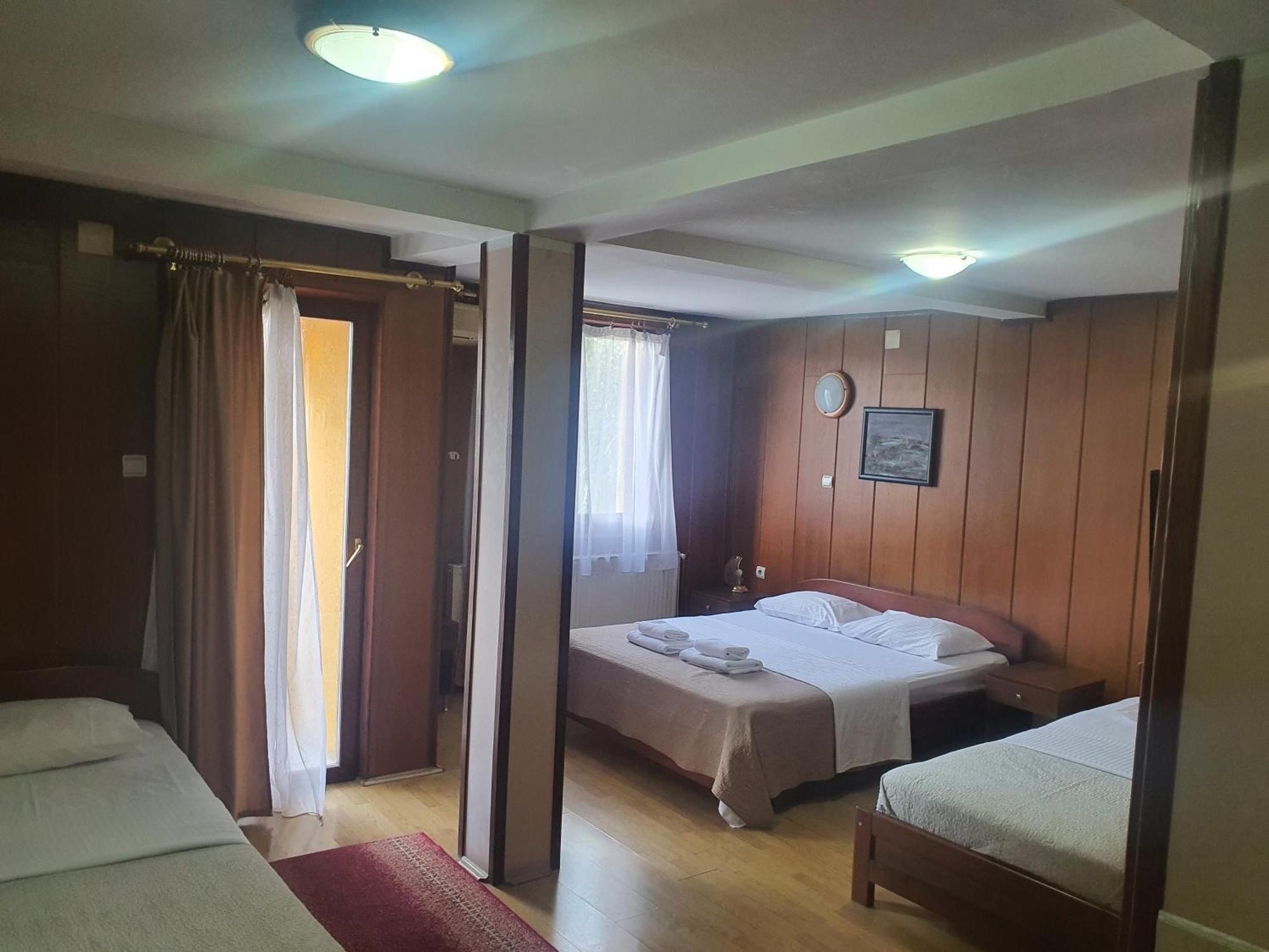 Guest House Vila Bor Нови-Сад Экстерьер фото